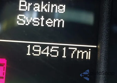 2018 Ram 1500 Tradesman 4X4 6'4 Box z USA, uszkodzony, nr VIN 1C6RR7FG2JS282729